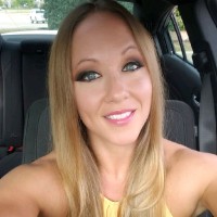 Laura Andres
