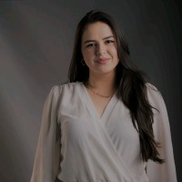 Suellen Loures