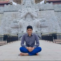 Nuzul Fauzan Mustova