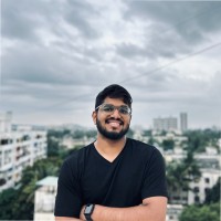 Pratik Kakade