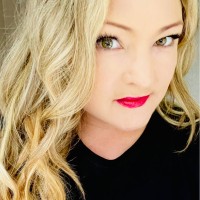 Nicole Van Den Boer