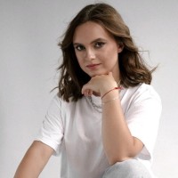 Yuliya D.