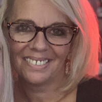 Jacqueline Ellis