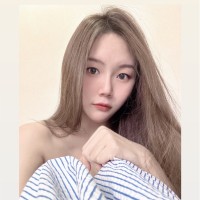 Lorraine Lau