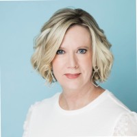 Lisa Hunter