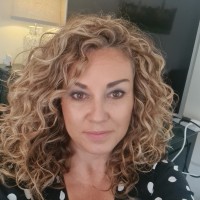 Emma Earle (Axton)