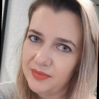 Débora R. Voigt