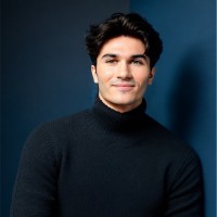 Max M.