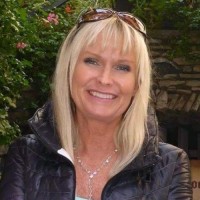 Gina Riley