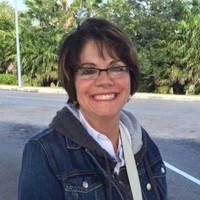 Lora Reece