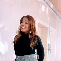 Julienne Esther Manga