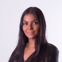 Deborah Araújo Costa