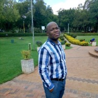 Raymond Molema