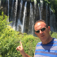 Enver Neza