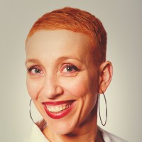 Anne Décoret-Ahiha