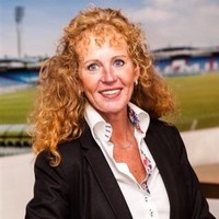 Yvonne De Beer