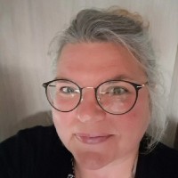 Renate Van Pelt
