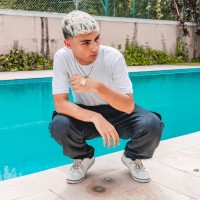 Vitor NG