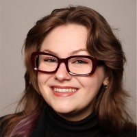 Holly Winn