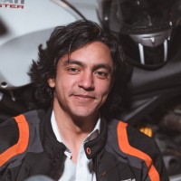 Leo Gómez