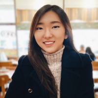 Nina Lee