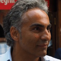 Farzam Vazifehdan