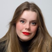 Anne Roos Van Belkom