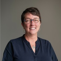 Laura Harris