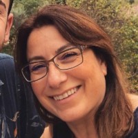Tracy R.