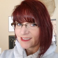 Nicole Miller