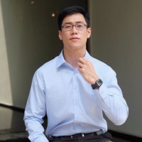 Jie W