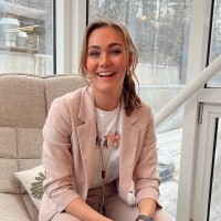 Kristine Aniva Sjøholt Lund
