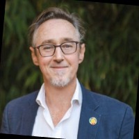 Simon O'Connell