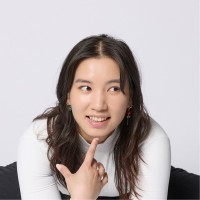 Angela Zhou
