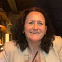Yolanda Van Domburg