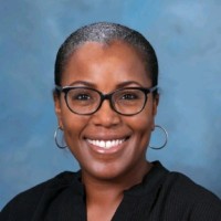 Sharnette Raye-Brown, Mag