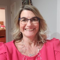 Marianne Petras