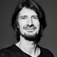 Adolfo Vallejo Vara