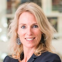 Naomi Molenaar