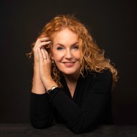 Esther Hoogenraad-Schillemans