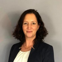 Julia Hölper