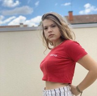 Cláudia Tavares