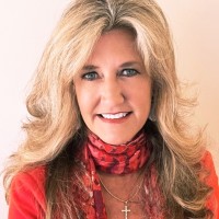 Lisa Rowan
