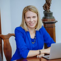 Laura Elly Naghi