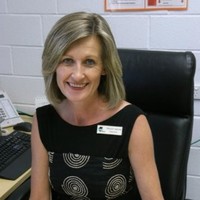 Tracey Renton