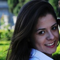 Andressa Vecchi