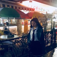 Nana (Zengqi) Zou