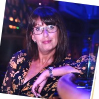 Karen Rowe
