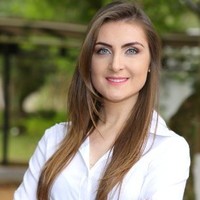 Débora Cristiane Korndörfer