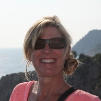 Lindsay Frey